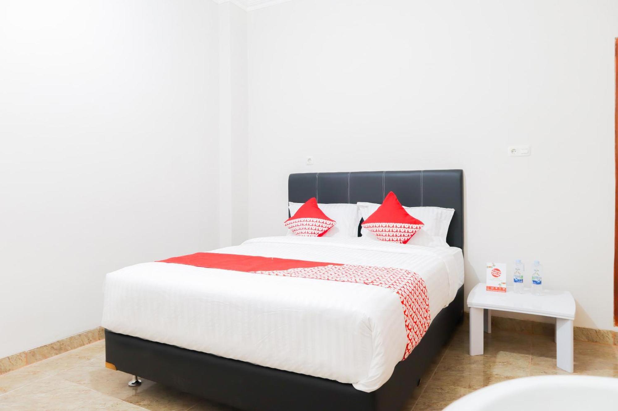 Oyo 1519 Axl Residence Джакарта Экстерьер фото